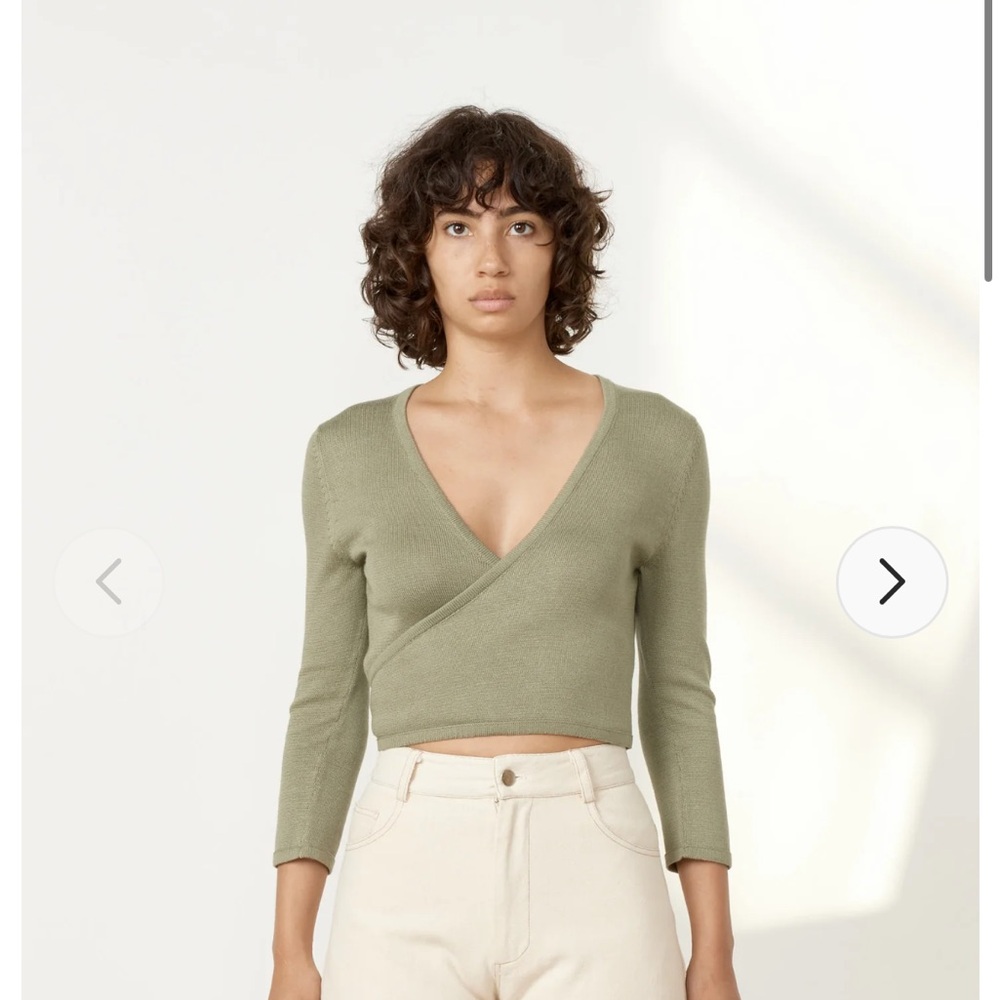Shaina Mote Elsa Top in Sage size small